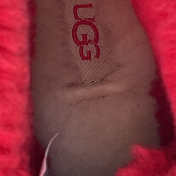 UGG Neumel ll 6Y - Picture 7 of 8